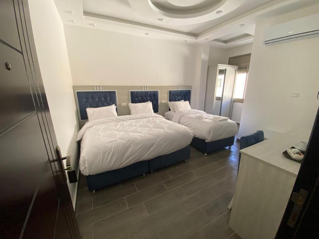 Treasury Terrace Apartments Wadi Musa Extérieur photo